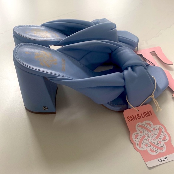 Open toe heels - Picture 3 of 7